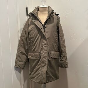 Everlane Renew Long Down Parka